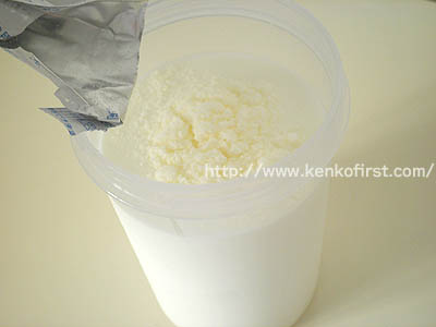 牛乳に種菌を投入